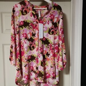 NWT Dear Scarlett Size L Bright Floral Tunic Blouse Pink Brown Stretchy